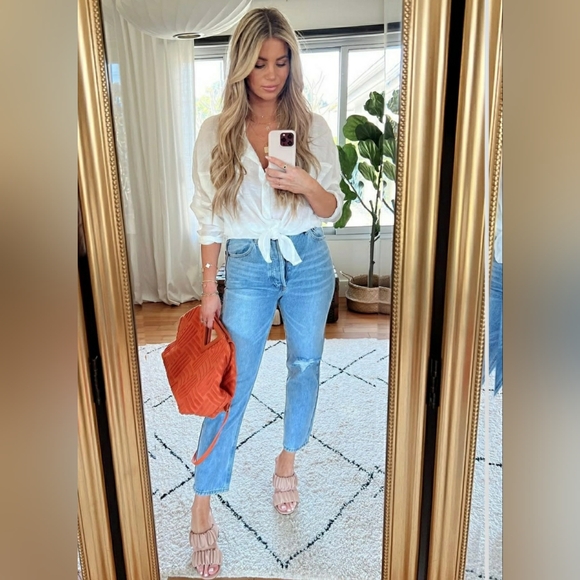 VICI COLLECTION KASON DISTRESSED HIGH RISE DENIM JEANS - Picture 6 of 8